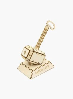 LOUNGEFLY Marvel Comics IncreBuilds 3D Wood Model Kit Thor Mjolnir